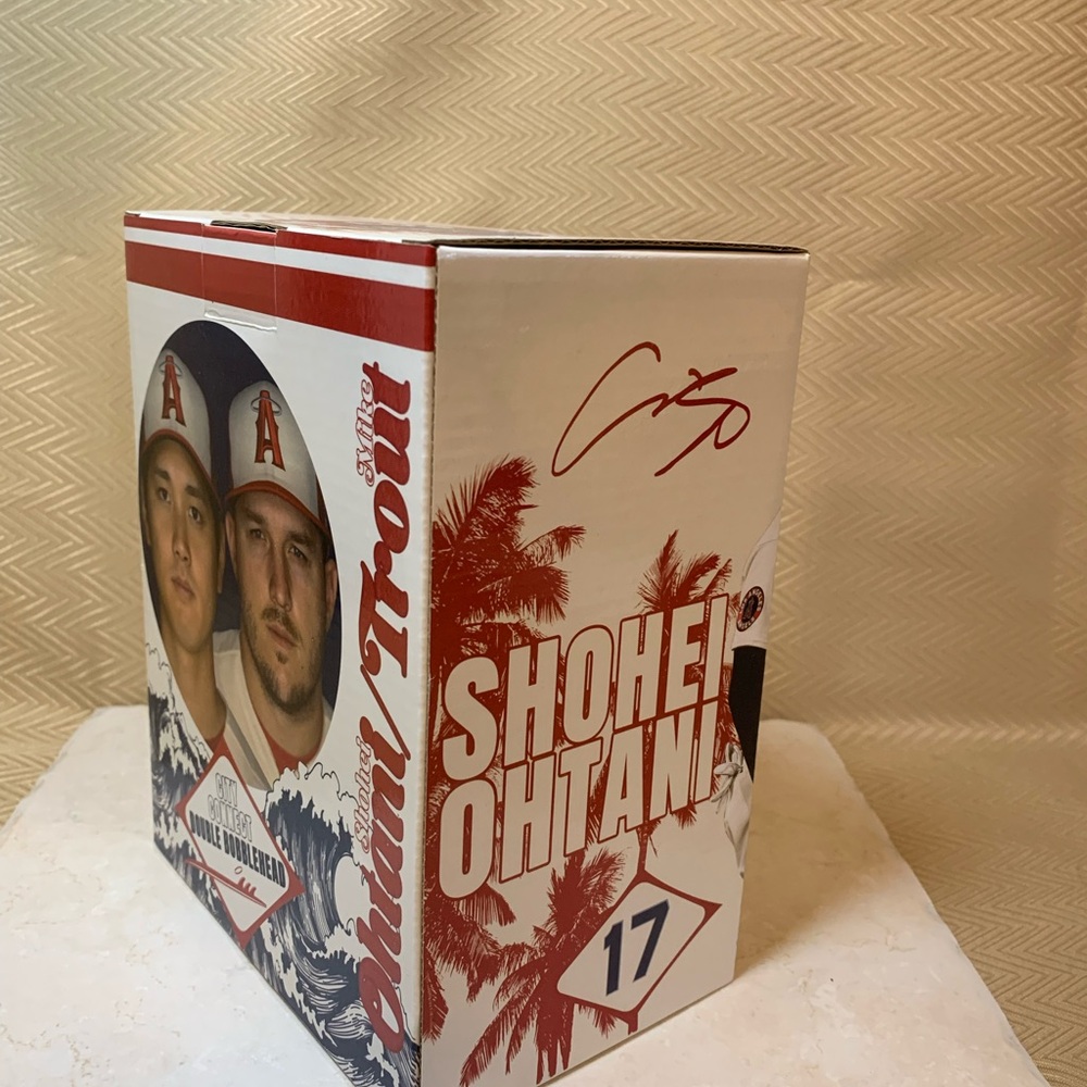 Angels Shohei Ohtani and Mike Trout Bobblehead - Picture 3 of 6